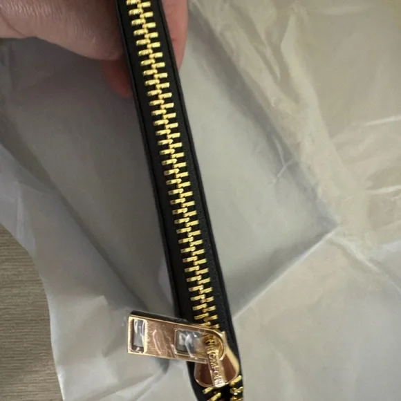 Tom Ford Faux Leather Pouch - Picture 9 of 9